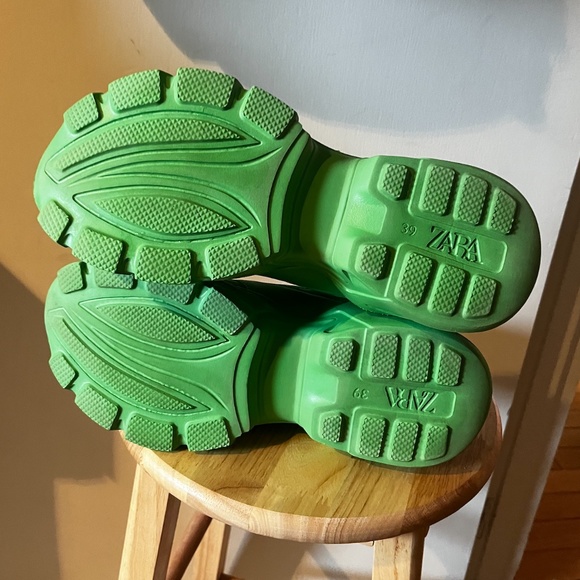 Zara lime neon green lug soles sneakers EUC (as new) - Picture 8 of 11